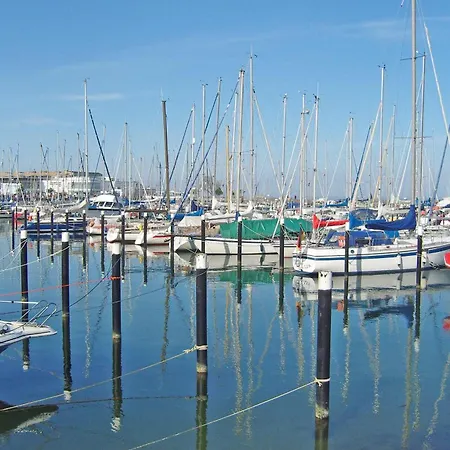 Vakantiehuis Blockhaus Mit W-lan, Zaun Und In Strandnaehe *