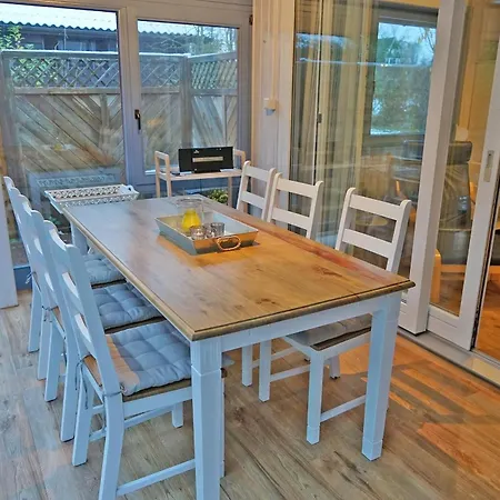 Prázdninový dům Blockhaus Mit W-lan, Zaun Und In Strandnaehe *